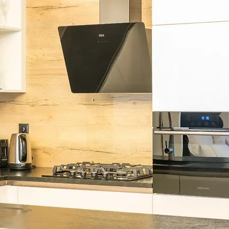 Fabulous In Heart Of *