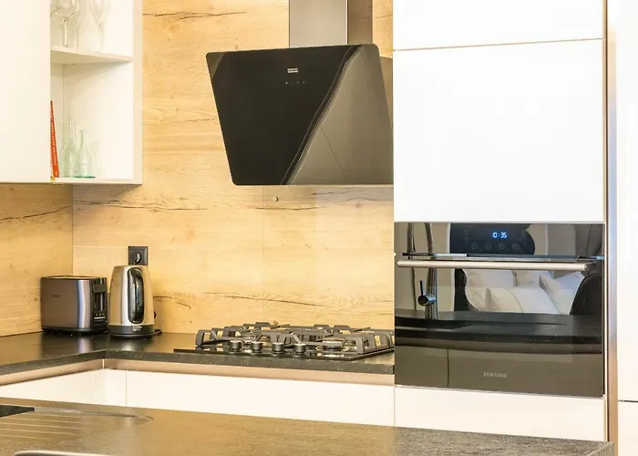 Fabulous In Heart Of *